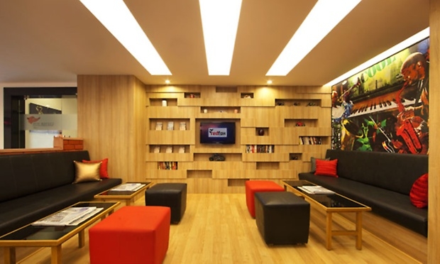 Red Fox Hotel